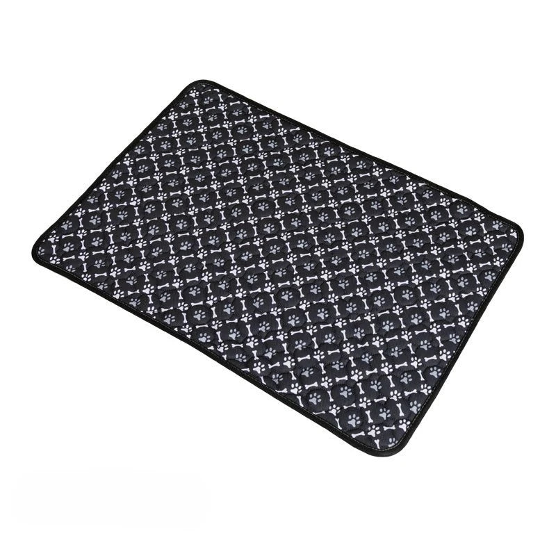 Reusable Waterproof Pee Pad – Washable Training Mat for Dogs & Cats